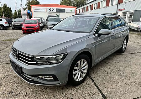 VW Passat Volkswagen 2.0L Business ACC LED TÜV NEU