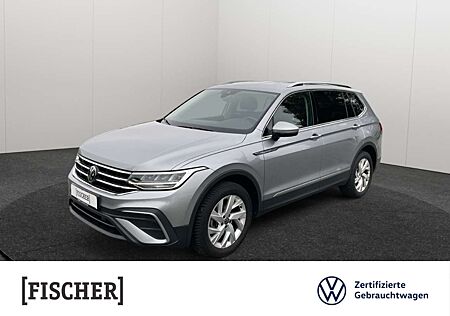 VW Tiguan Allspace Volkswagen 2.0TDI DSG Life Navi LED AHK ACC DAB Rear View