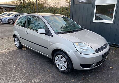 Ford Fiesta Ambiente 1.3//51Kw//Klima//Tüv Neu