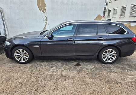 BMW 530d 530 xDrive Touring Aut.