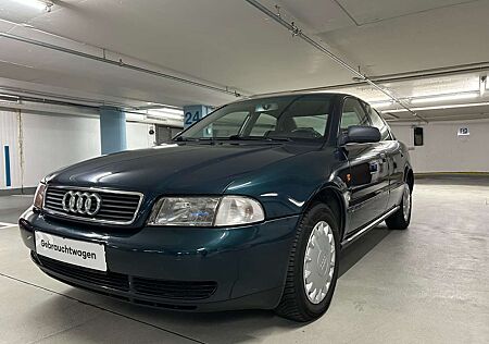 Audi A4 B5 1.8 *TÜV NEU*