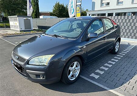 Ford Focus 1.6 Alles gewechselt