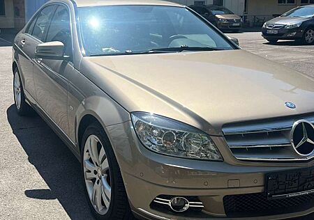 Mercedes-Benz C 220 CDI DPF Automatik BlueEFFICIENCY Avantgarde