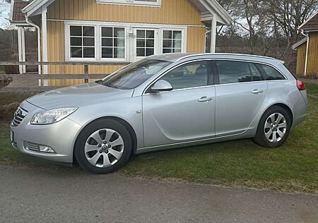 Opel Insignia 1.8 Sports Tourer Sport