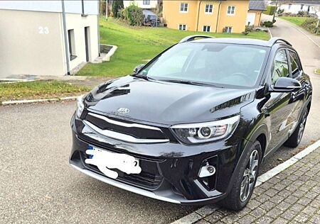 Kia Stonic 1.4 Spirit | 99 PS | Navi | unfallfrei | TÜV neu