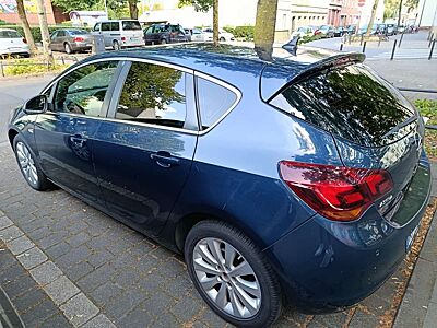 Opel Astra 1.6 Automatik Cosmo