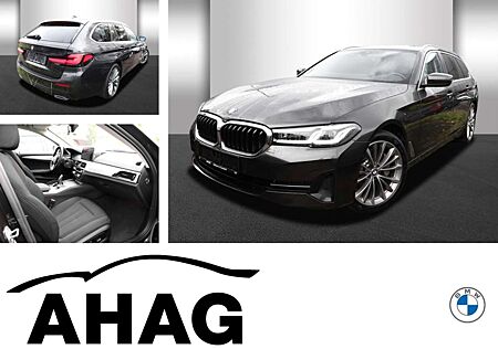 BMW 530 i Touring Navi Panoramadach Bluetooth PDC MP3 Schn