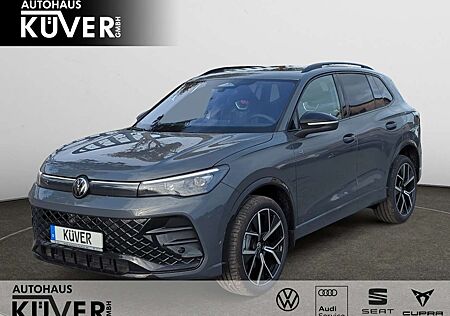 VW Tiguan Volkswagen R-Line 2.0 TDI DSG 4M+Navi+Pano+AHK+ACC