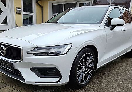 Volvo V60 B4 B Geartronic Momentum Pro*LEDER*NAV*SHZ*18"