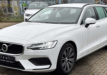 Volvo V60 B4 B Geartronic Momentum Pro*LEDER*NAV*SHZ*18"