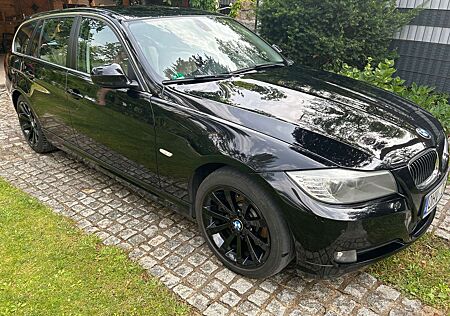 BMW 325d 325 DPF Touring Aut.