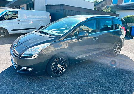 Peugeot 5008 Style*Pano*Xenon*Park-Ass*Klimaaut*Head-Up*