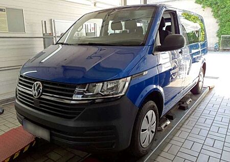 VW T6 Transporter Volkswagen Transporter 6.1 Kombi 2.0l TDI 81kW 5-Gang 9 Sitzer Standheizu