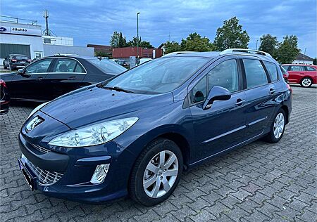 Peugeot 308 1.6 Benzin. klima. Tüv 06.2027. Panorama Dach