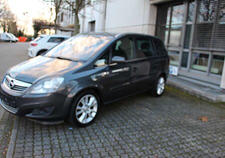 Opel Zafira B Innovation "110 Jahre"*Navi*Sport*SHZ*