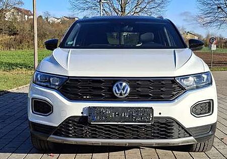 VW T-Roc Volkswagen Sport 4 Motion