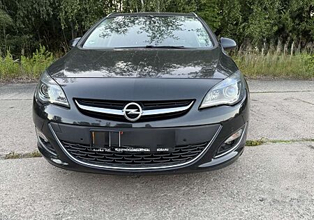 Opel Astra J Sports Tourer Exklusiv Kundenauftrag