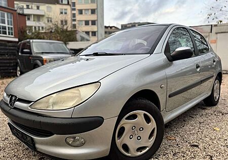 Peugeot 206 1.6 PlatinumAUTOMATIK/LPG-GAS/PANO/KLIMA*TÜV