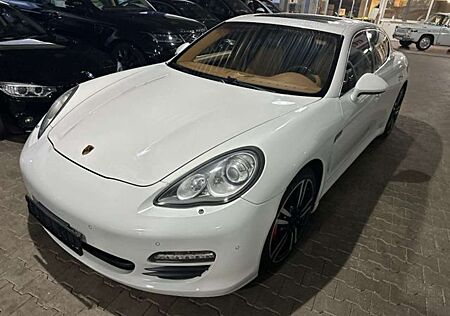 Porsche Panamera 4S PDK V8 , Vollausstattung