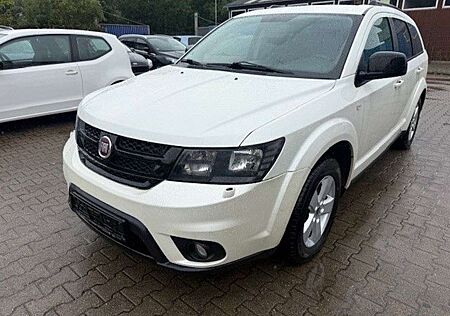 Fiat Freemont Black Code AWD Leder Navi SHEFT AHK