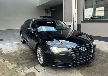 Audi A5 Sportback 2.0 TDI+NAVI+XENON+AHK+SERVICE NEU!