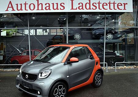 Smart ForTwo cabrioEQ*Kamera*SHZ*Mattgrau*PDC*Navi*