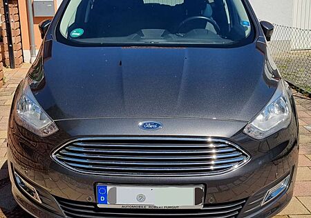 Ford C-Max Titanium