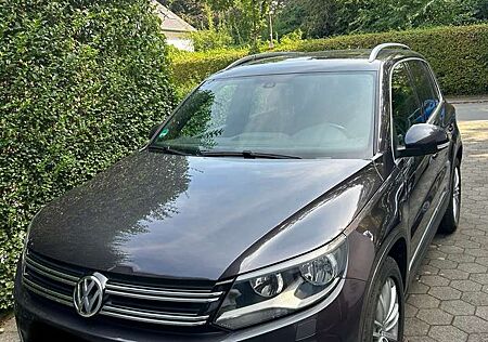 VW Tiguan Volkswagen 1.4 TSI BlueMotion Technology Lounge Sport