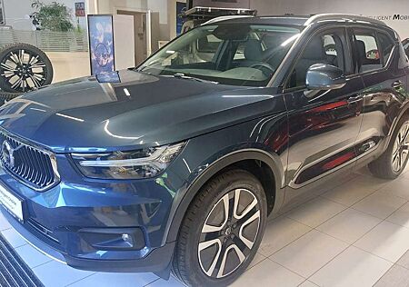 Volvo XC 40 XC40 XC40 Momentum Pro 2WD