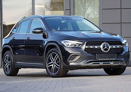 Mercedes-Benz GLA 250 4Matic MIT 2 JAHREN GARANTIE !!!