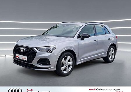 Audi Q3 35 TFSI S line LED AHK ACC NAVI Kam. advanced