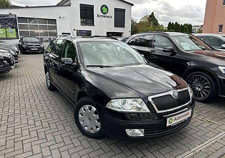 Skoda Octavia Combi 2.0TDI DSG Elegance*PDC*AHK*1.HAND