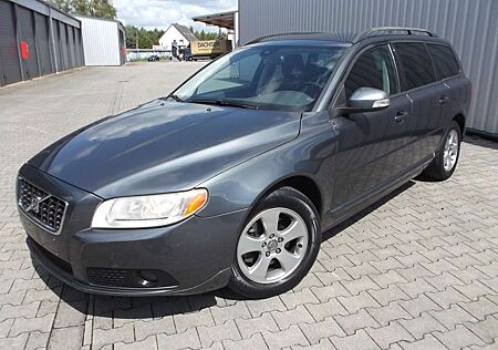 Volvo V70 EXLUSIV. LEDER. TÜV.7/2027.ALU.AHK.MET.MULTI.CD
