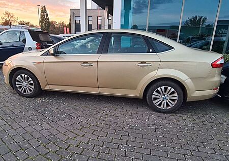 Ford Mondeo Lim. Ghia Automatik