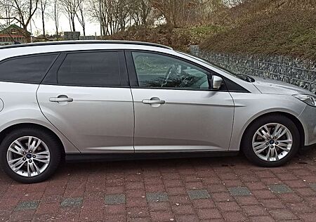 Ford Focus Turnier 1.6 Ti-VCT Trend