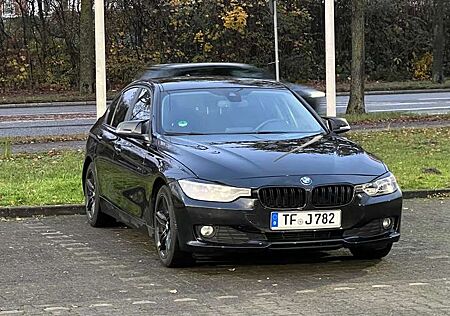 BMW 316d 316 Touring Aut. Sport Line