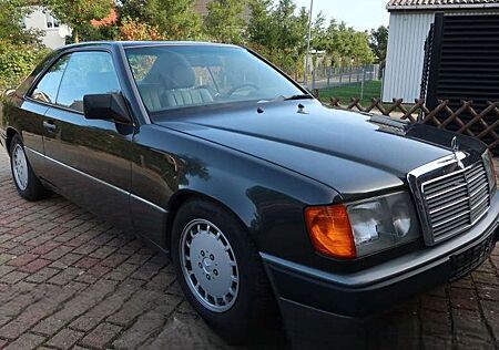 Mercedes-Benz CE 230