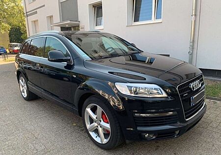Audi Q7 3.0 TDI S-line quattro tiptronik