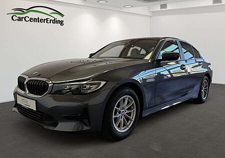 BMW 320 iLim.*LED*Navi*LiveCockpit*AHK*HiFi*DriveA*