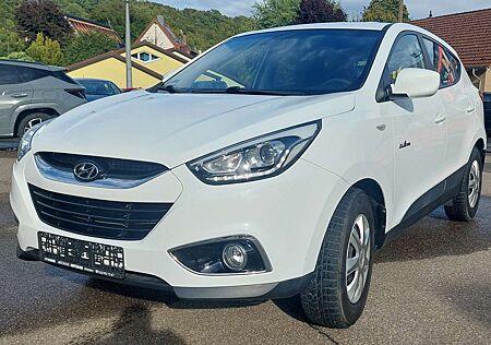 Hyundai ix35 1.6 2WD blue