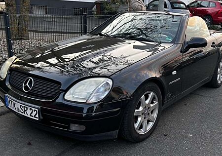 Mercedes-Benz SLK Sport / Ausstattung