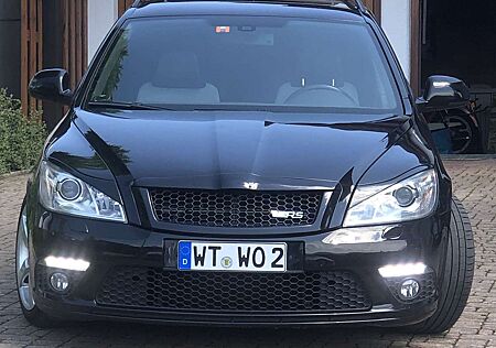 Skoda Octavia Combi 2.0 TDI RS noch bis 19.07 zu haben