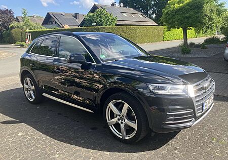 Audi Q5 quattro sport