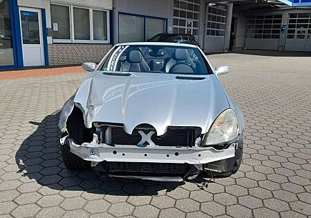 Mercedes-Benz SLK 200 Roadster Kompressor, UNFALLWAGEN