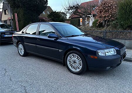 Volvo S80 D5 TÜV 10/26