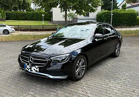 Mercedes-Benz E 220 d EQ Avantgarde //Taxipaket