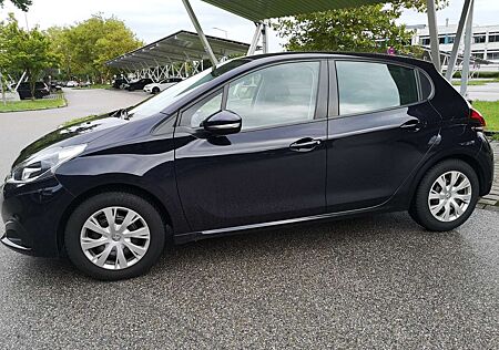 Peugeot 208 PureTech 82 Active