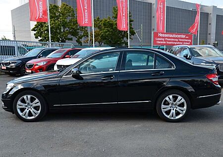 Mercedes-Benz C 300 C300 Avantgarde*Autom.*Benzin*Pano*Bi-Xenon*Navi