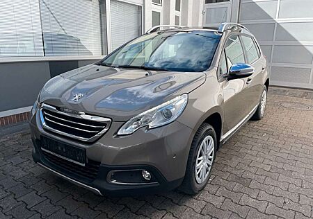 Peugeot 2008 Allure *TEMPOMAT*NAVI*BLUETOOTH*TEILLEDER*