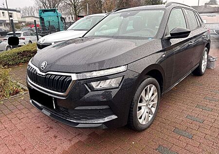 Skoda Kamiq 1.5TSI DSG Tour LED CARPLAY TEMPO NAVI SHZ